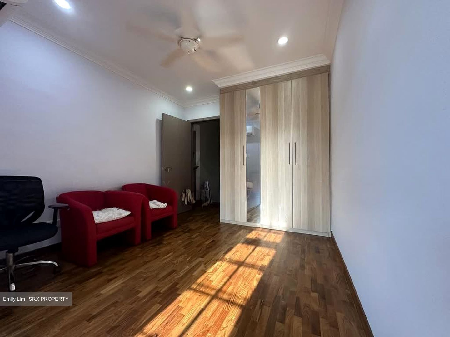Lentor View (D26), Terrace #569994241